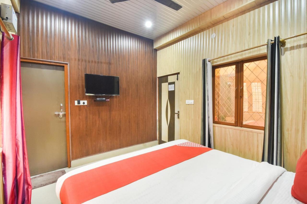 Oyo Flagship Yuvraj Inn Rājpur Zewnętrze zdjęcie
